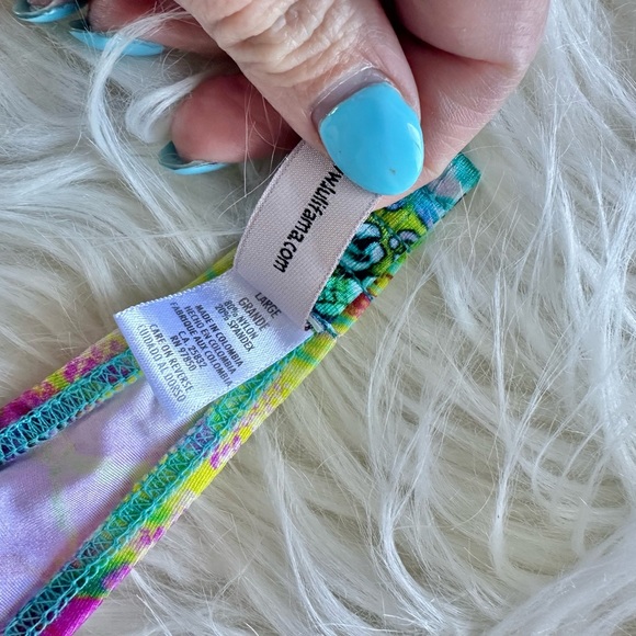 Luli Fama Bandeau Bikini - Picture 3 of 9